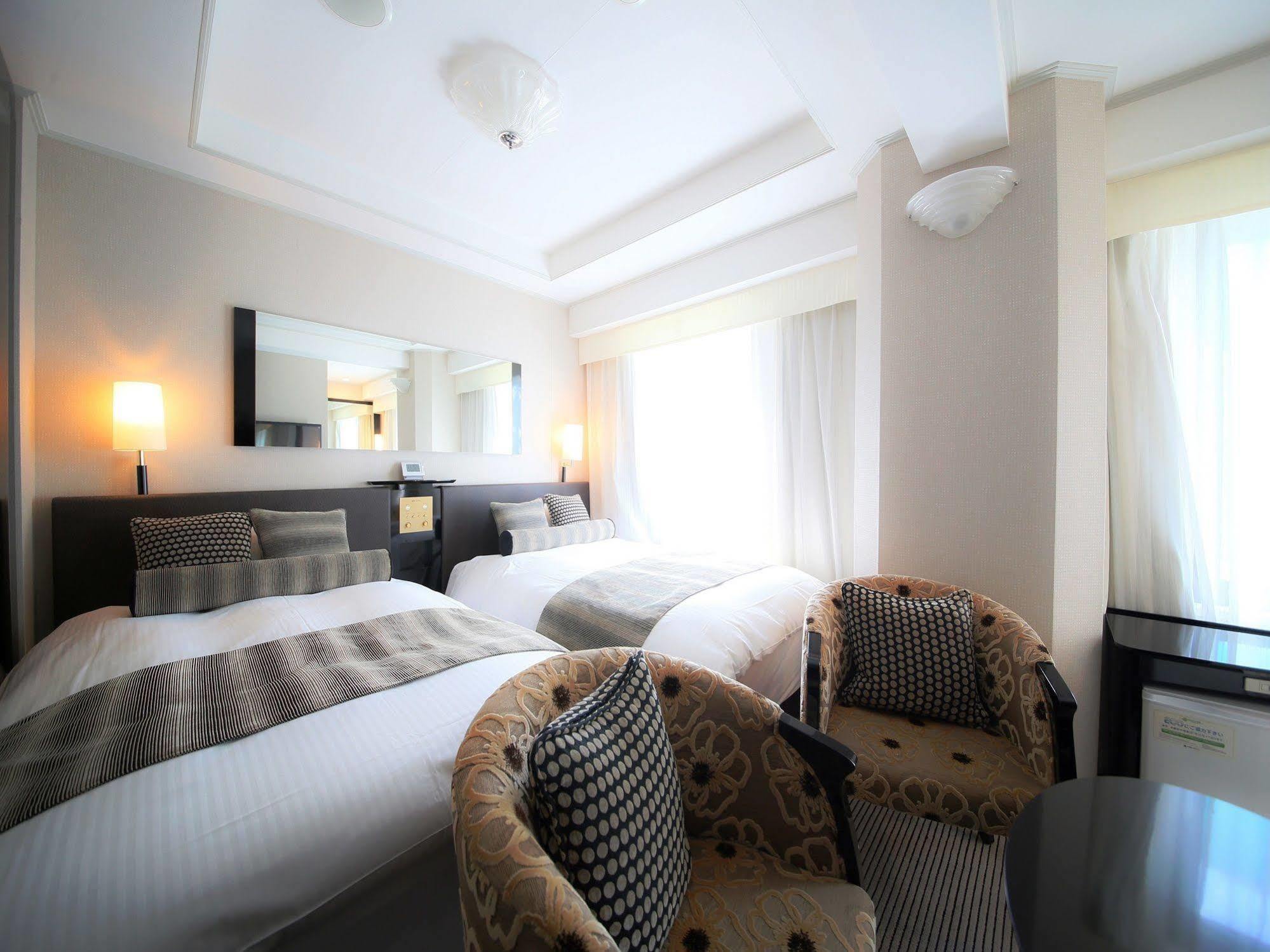 Apa Hotel Roppongi Itchome Ekimae Tokyo Ngoại thất bức ảnh
